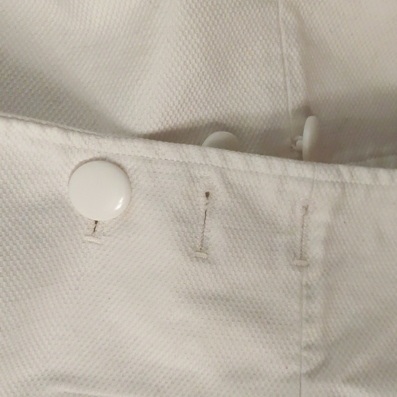 White 3/4 sleeve peplum Blazer - Picture 2 of 9